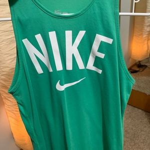NIKE tank top!!